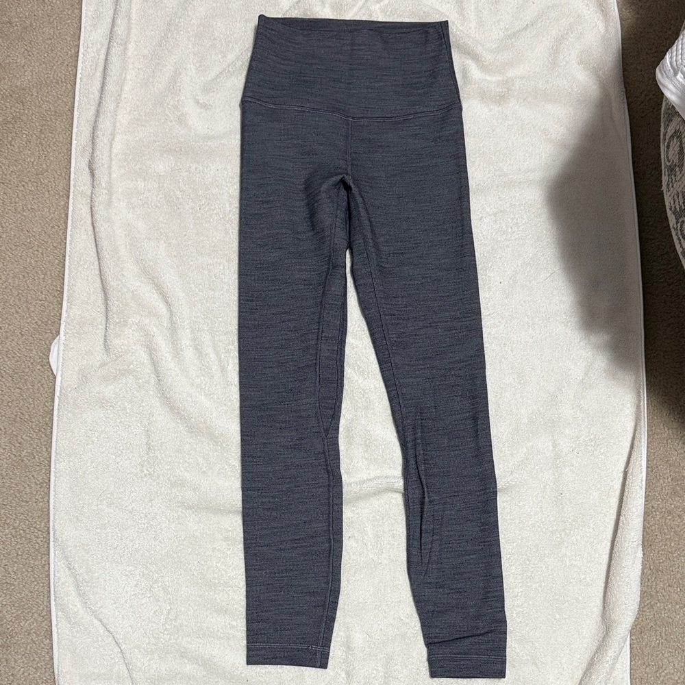 Lululemon wunder under 2 Charcoal Leggings